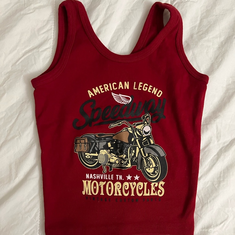 Red tee - Picture 1 of 3